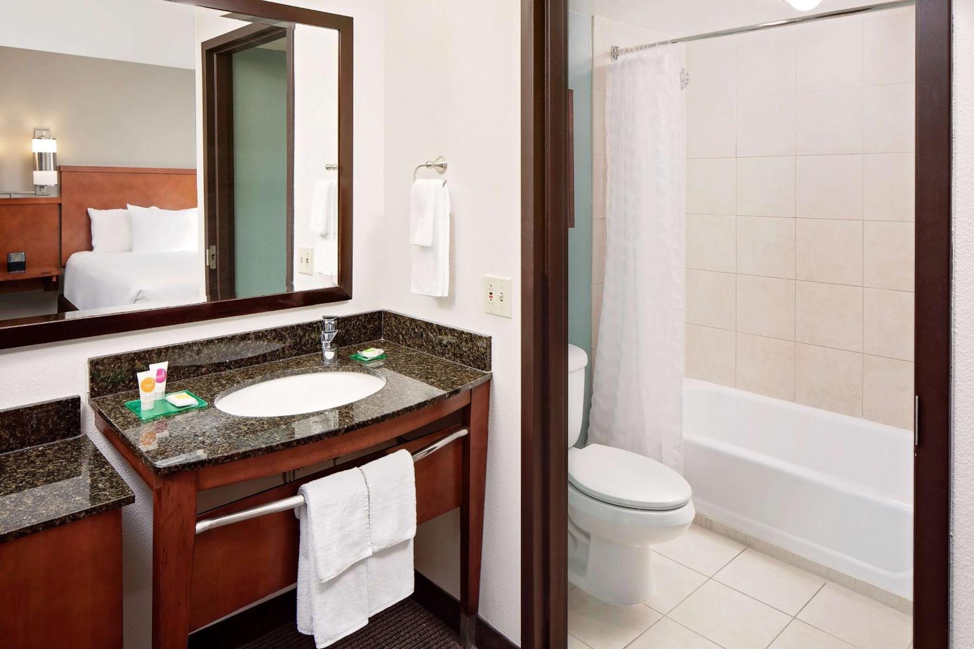 Hyatt Place Ontario/Rancho Cucamonga Extérieur photo