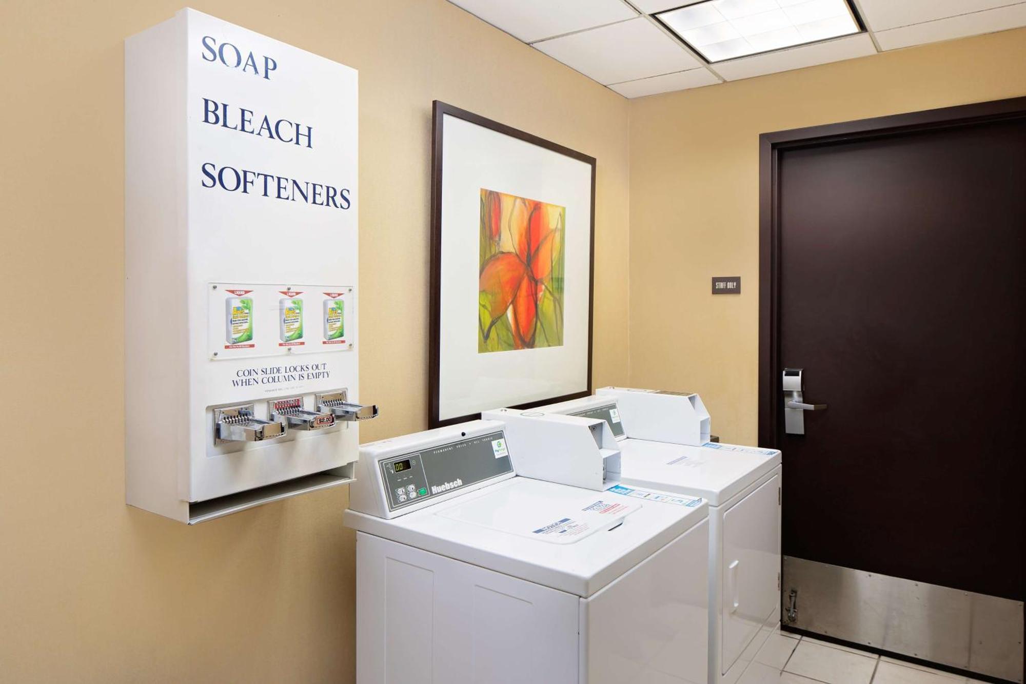 Hyatt Place Ontario/Rancho Cucamonga Extérieur photo
